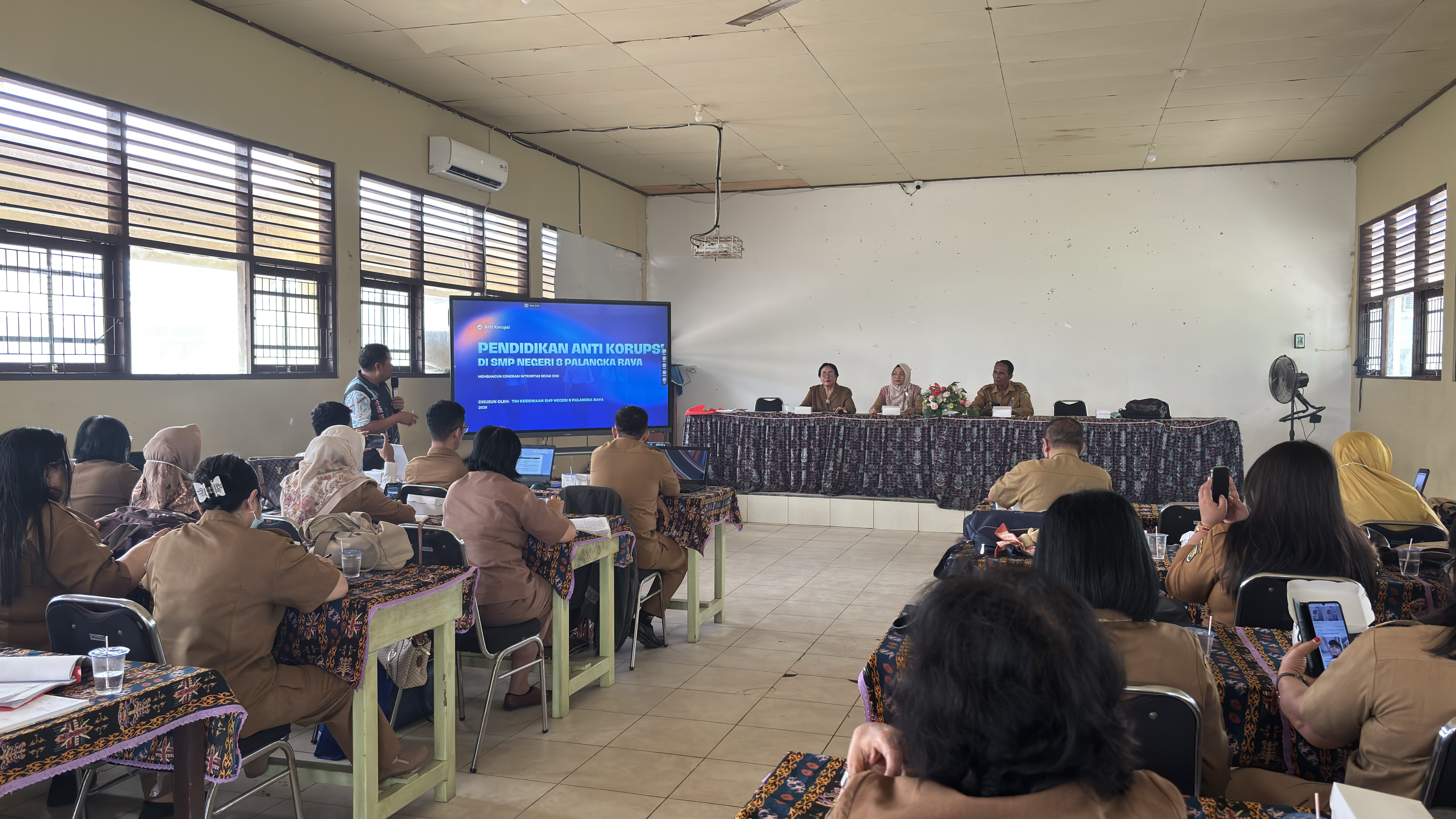Sosialisasi Budaya Sekolah Aman dan Nyaman & Sosialisasi Pendidikan Anti Korupsi